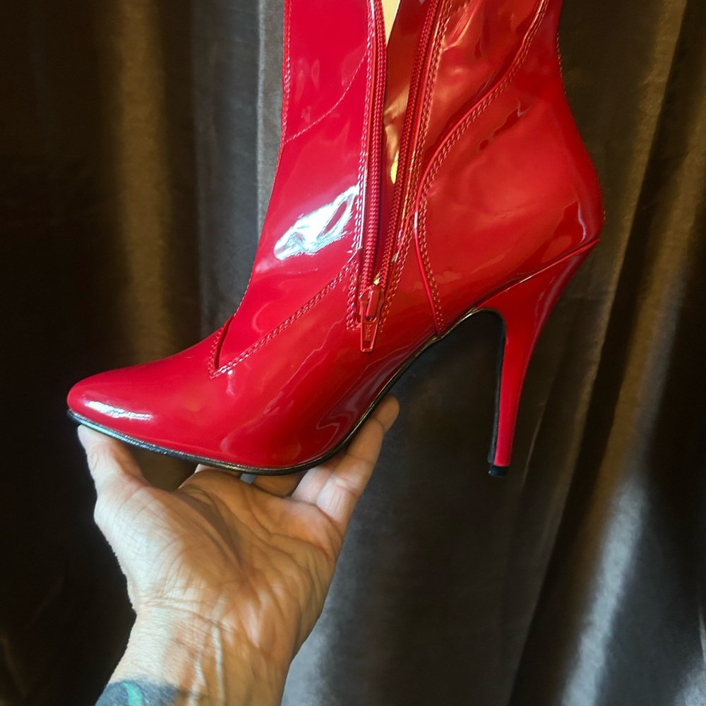 Red Patent Leather Thigh-High Boots - Picture 4 of 9